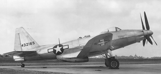 Fisher XP-75A 44-32165 side