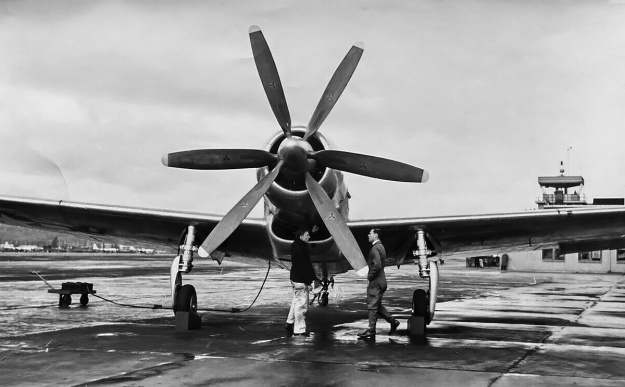 Boeing-XF8B-BuNo-57984